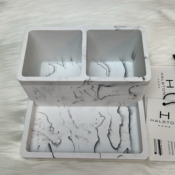 NWT H by Halston Home Counter or Vanity Storage Base, Makeup Organizer - Picture 2 of 9